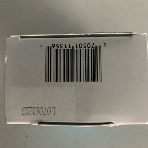 Hydroboost Hyaluronic Acid Serum - Picture 4 of 4